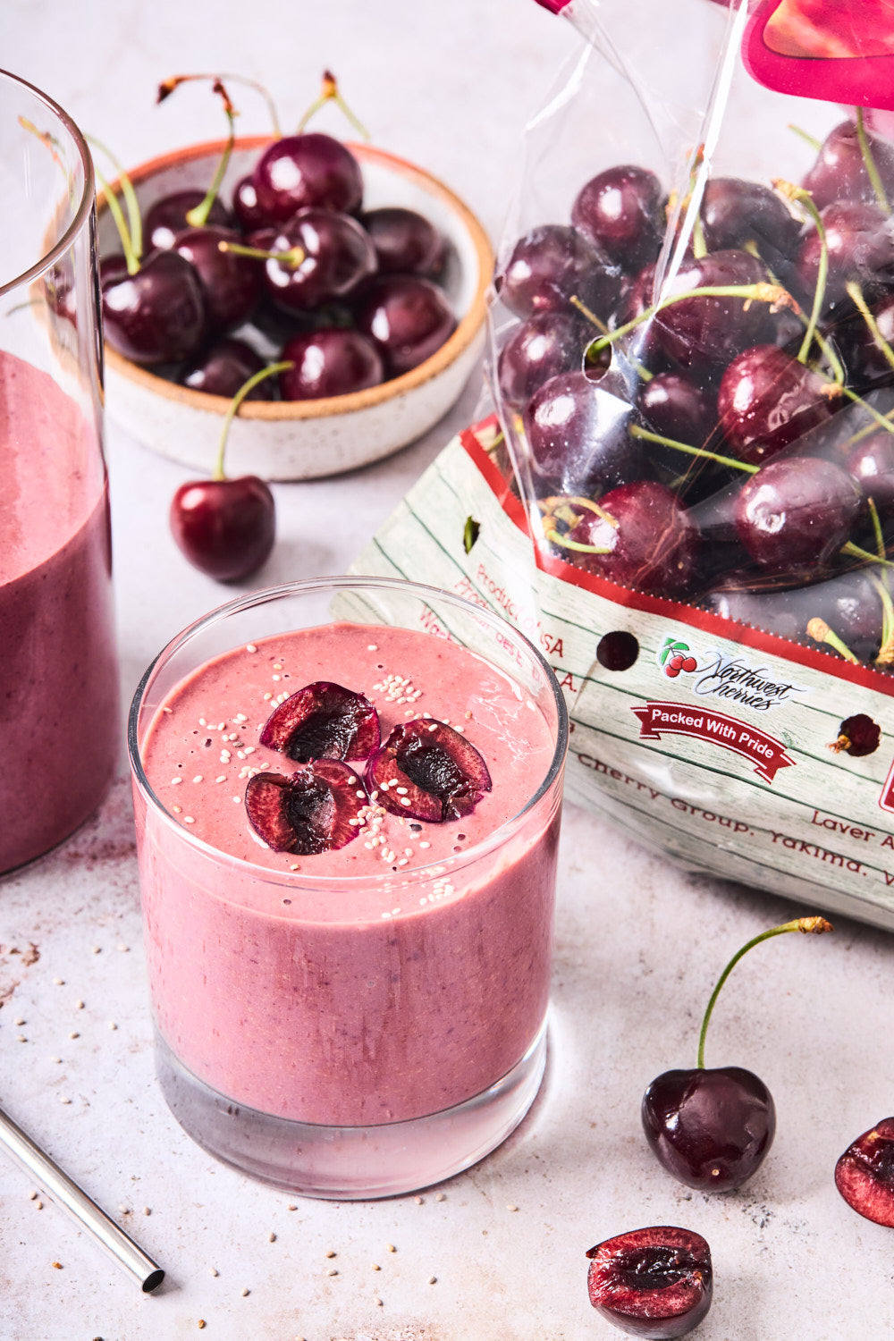 Cherry Banana Smoothie – HeLa Nutrition